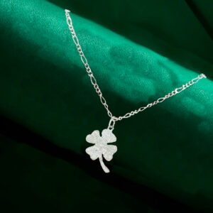 Collar: Esencia del Trébol